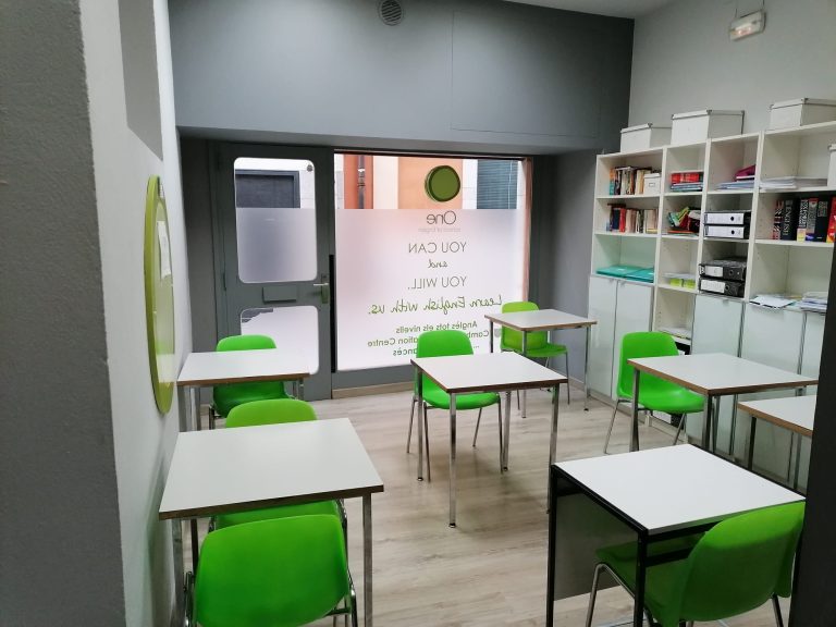 One School of English · Escola d'anglès